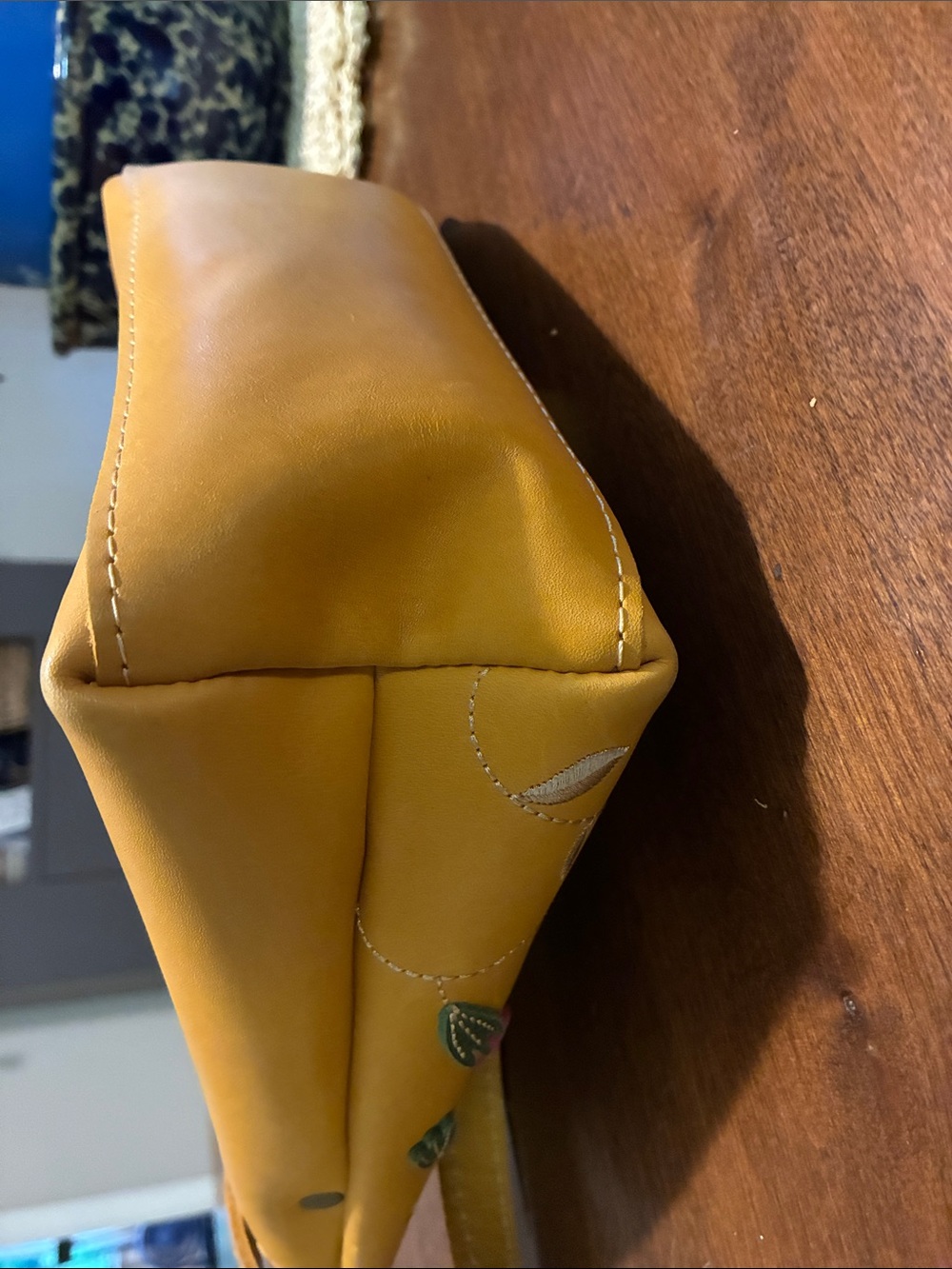 Portland Leather’s Small Folklore Raindrop Crossbody Tote in Sunflower Yellow! - Picture 10 of 15